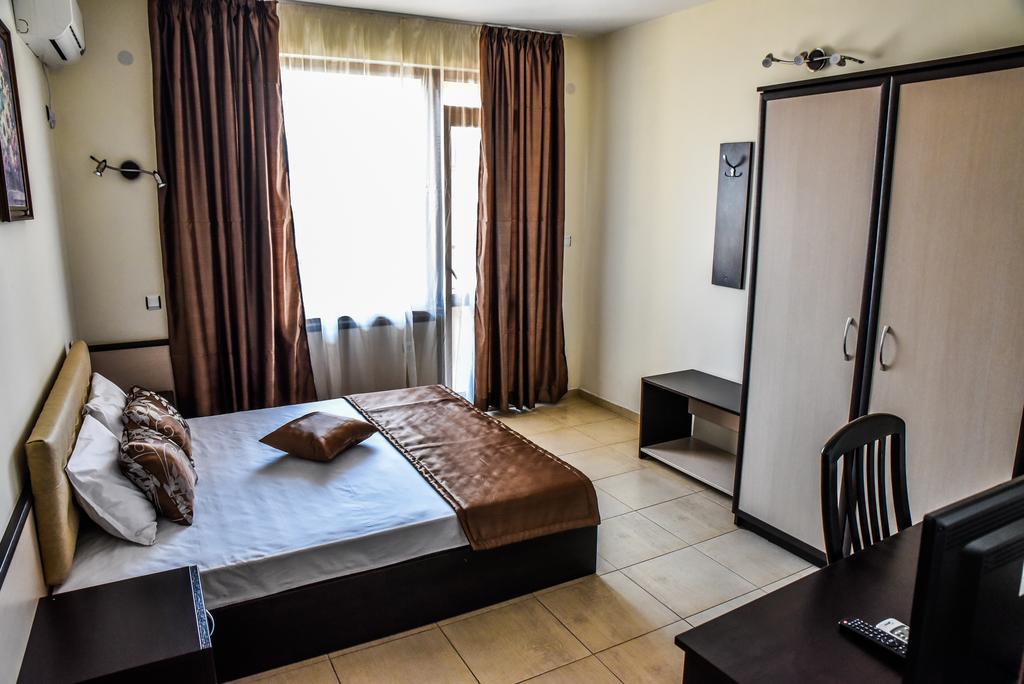Dimitur Jekov Guest House Obzor Exterior photo